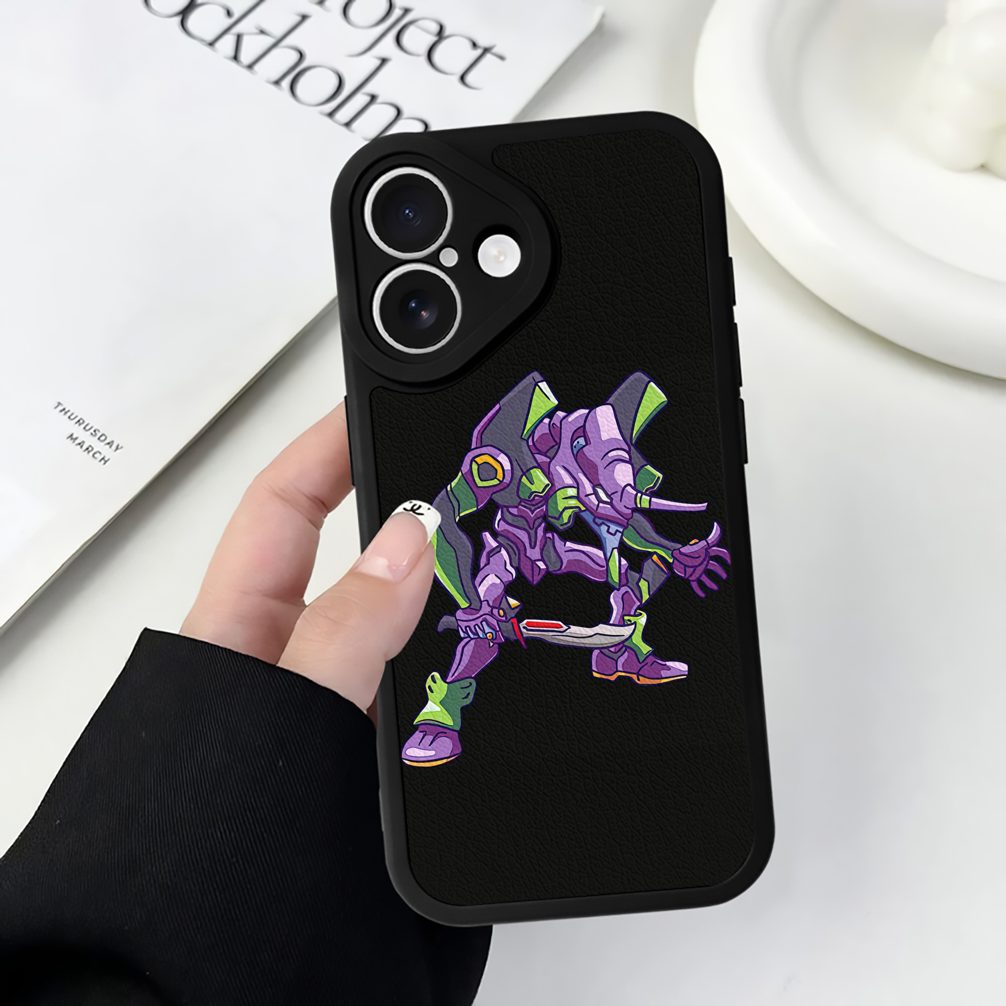 （画像用） EVA 新世紀エヴァンゲリオン 【iPhone 16シリーズ対応】シリコンスマホケース（レザー調） 材質：シリコン